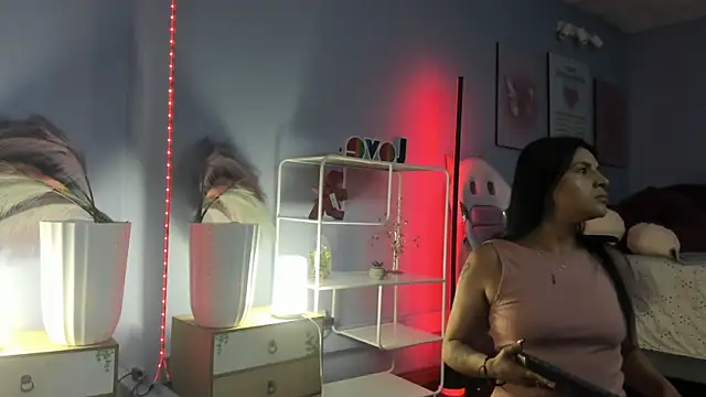 Rachel Wren online show from 29, 6, 2026