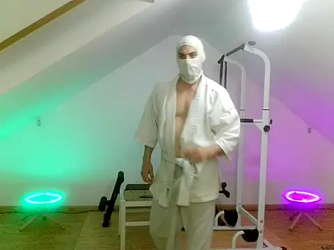 Snapshot of NinjaLaser chatting on 1, 5, 2026 NinjaLaser online show from 1, 5, 2026