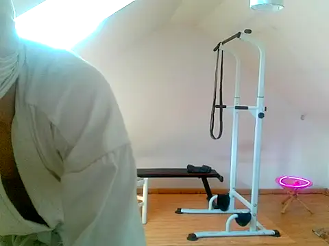 Snapshot of NinjaLaser chatting on 28, 4, 2026 NinjaLaser online show from 28, 4, 2026