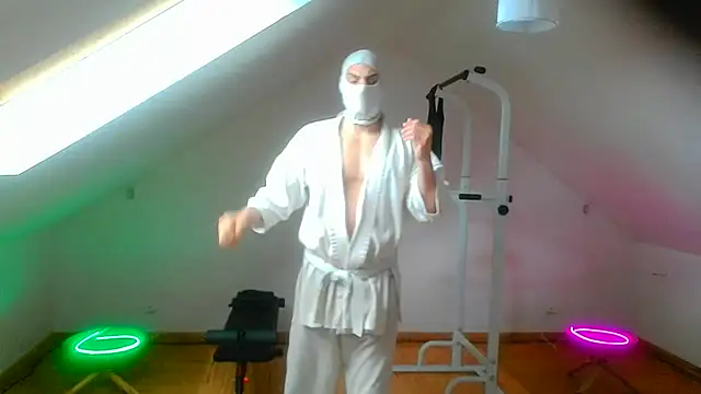 Snapshot of NinjaLaser chatting on 2, 4, 2026 NinjaLaser online show from 2, 4, 2026