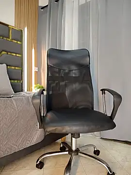 Oliver bigblack cock online show from 10, 4, 2026