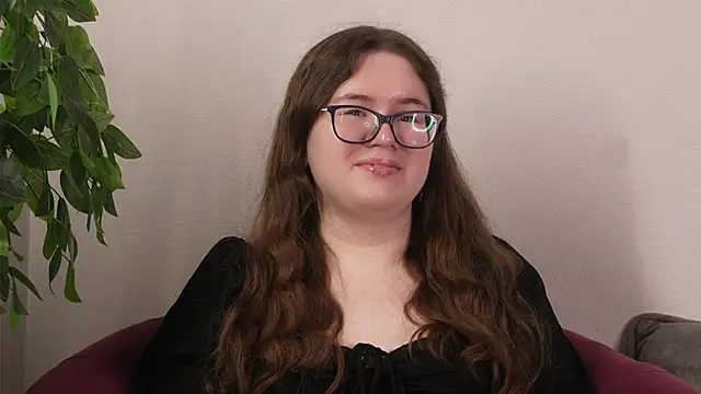 LinseyBellisario online show from 18, 3, 2026