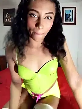 Snapshot of KattyBerryX chatting on 23, 3, 2026 KattyBerryX online show from 23, 3, 2026