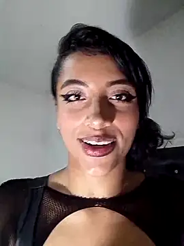 Snapshot of KattyBerryX chatting on 29, 3, 2026 KattyBerryX online show from 29, 3, 2026