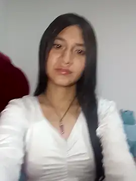 Snapshot of KarolaMendez chatting on 24, 5, 2026 KarolaMendez online show from 24, 5, 2026