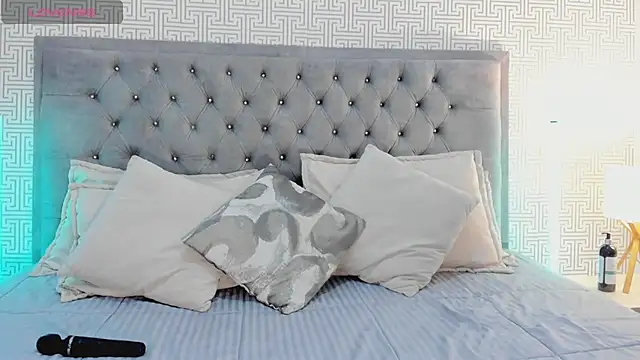 Alexa Wiild online show from 16, 4, 2026