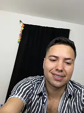 AxelDiors online show from 12, 3, 2026