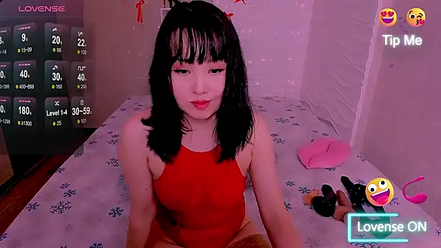 Snapshot of Akiko_Yun chatting on 24, 4, 2026 Akiko Yun online show from 24, 4, 2026