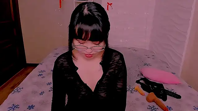 Snapshot of Akiko_Yun chatting on 17, 6, 2026 Akiko Yun online show from 17, 6, 2026