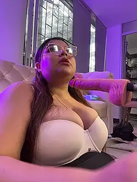 Amelie Fabulous  online show from 17, 7, 2026