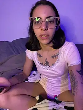 Snapshot of Poison_Ivy_29 chatting on 13, 7, 2026 Poison Ivy 29 online show from 13, 7, 2026
