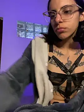 Snapshot of Poison_Ivy_29 chatting on 21, 5, 2026 Poison Ivy 29 online show from 21, 5, 2026