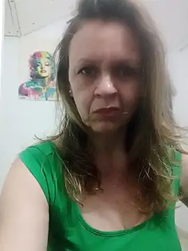 Snapshot of Liakan_3 chatting on 6, 4, 2026 Liakan 3 online show from 6, 4, 2026