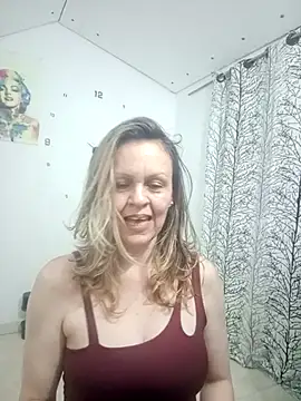 Snapshot of Liakan_3 chatting on 7, 4, 2026 Liakan 3 online show from 7, 4, 2026