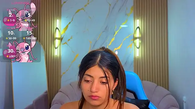 Lia queen tx online show from 15, 4, 2026