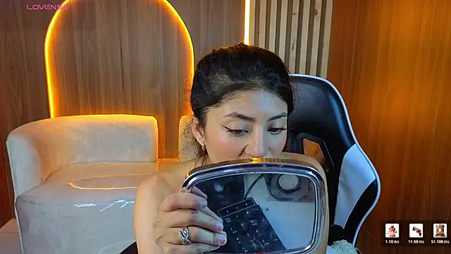 Lia queen tx online show from 30, 7, 2026