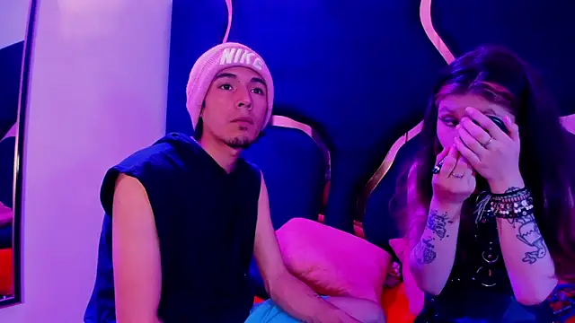 KikyoAndDrey online show from 2, 4, 2026