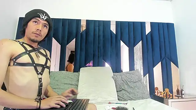 KikyoAndDrey online show from 4, 5, 2026