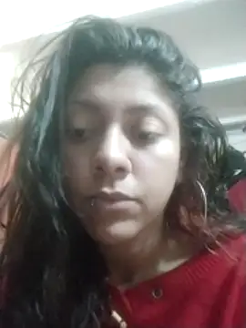 Melaniecurvy online show from 16, 4, 2026