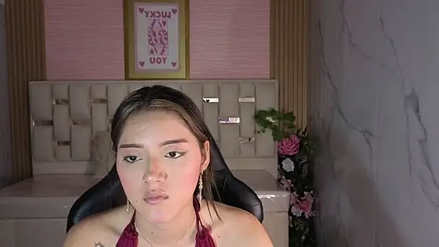 Snapshot of veronicaa_s chatting on 9, 5, 2026 veronicaa s online show from 9, 5, 2026