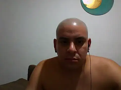Matiasadventurexxx online show from 18, 3, 2026
