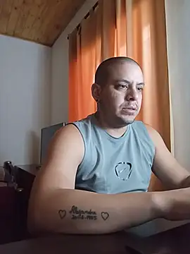 Matiasadventurexxx online show from 26, 5, 2026
