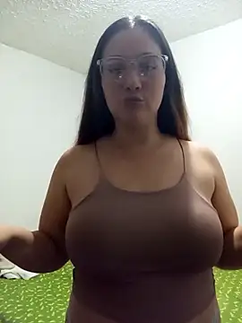 Brittany G online show from 30, 4, 2026