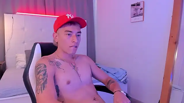 Thiago 2003  online show from 25, 4, 2026