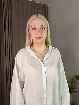 Lynnelsu online show from 27, 3, 2026