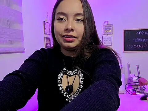 Snapshot of cherry_valeria chatting on 13, 5, 2026 cherry valeria online show from 13, 5, 2026