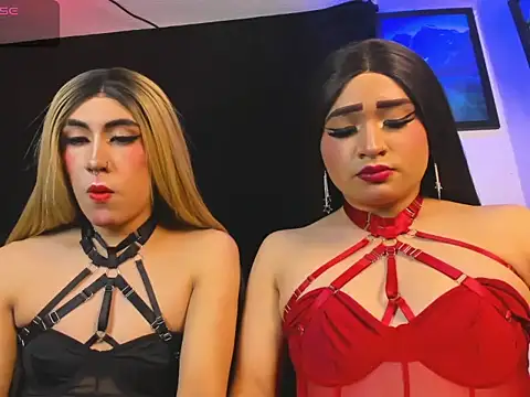 Snapshot of naughty_trans_dolls chatting on 20, 5, 2026 naughty trans dolls online show from 20, 5, 2026