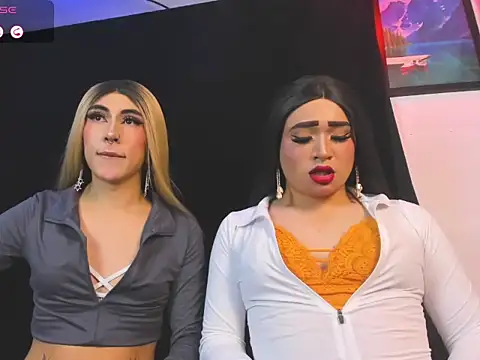 Snapshot of naughty_trans_dolls chatting on 19, 5, 2026 naughty trans dolls online show from 19, 5, 2026