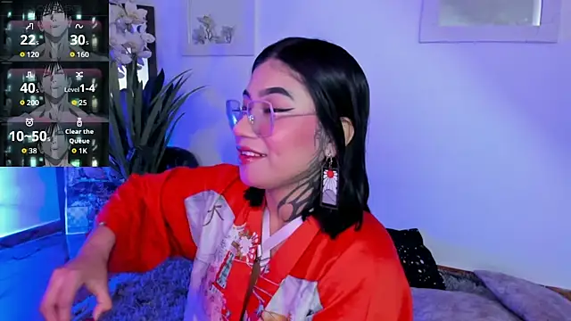 Dimitra hells online show from 4, 4, 2026