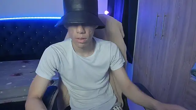 Josy 11 online show from 12, 4, 2026