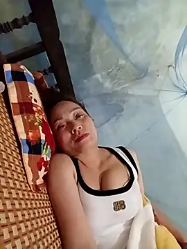 Lyly22x online show from 22, 4, 2026
