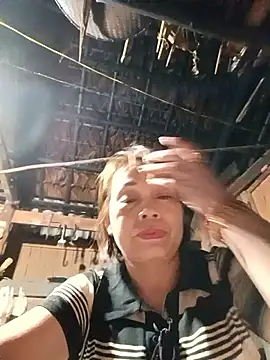 Lyly22x online show from 22, 3, 2026