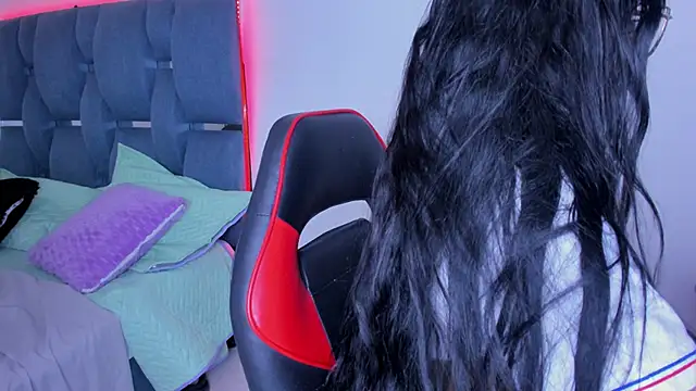 oliva squirt online show from 23, 4, 2026