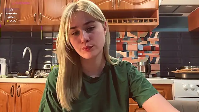 ivygenesis online show from 23, 3, 2026