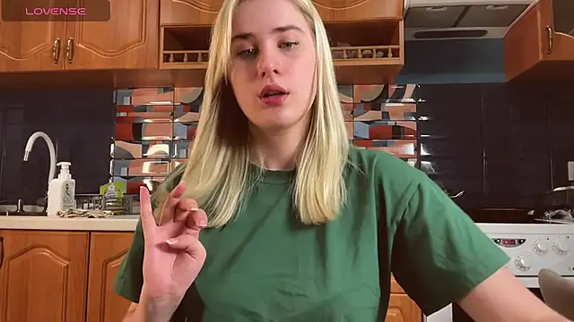 ivygenesis online show from 25, 3, 2026