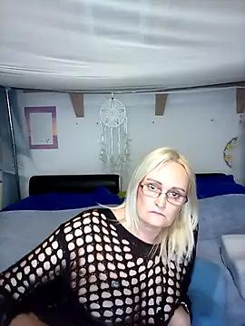 roxy 74 online show from 19, 3, 2026