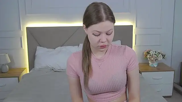 Sophie Rays online show from 17, 3, 2026