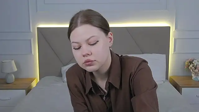 Sophie Rays online show from 12, 3, 2026