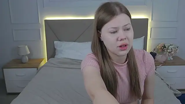 Sophie Rays online show from 27, 3, 2026