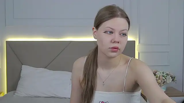 Sophie Rays online show from 19, 3, 2026