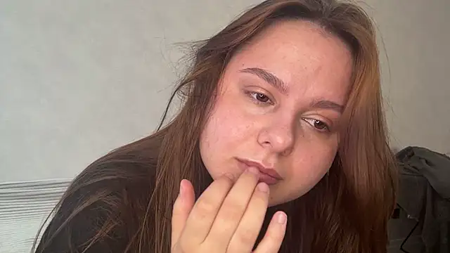 Ellaizatelly online show from 28, 4, 2026