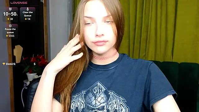 Snapshot of DariaAngels chatting on 10, 5, 2026 DariaAngels online show from 10, 5, 2026