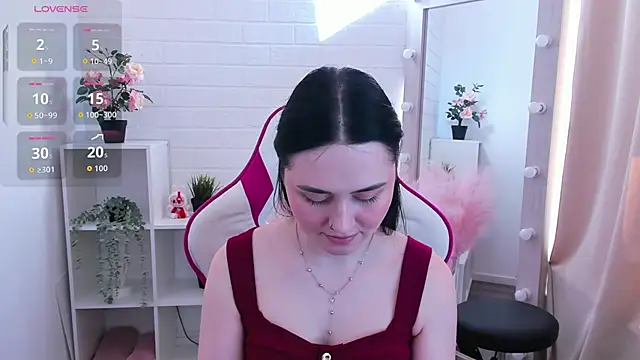 NoraLumi online show from 22, 4, 2026