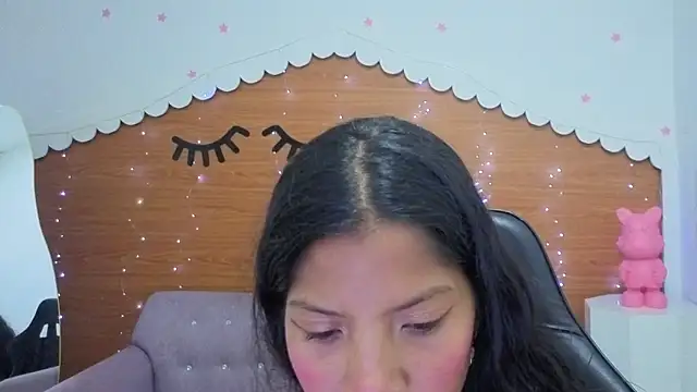 Snapshot of emily_smith_t chatting on 7, 5, 2026 emily smith t online show from 7, 5, 2026