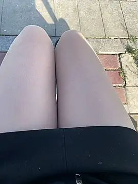 AIone se online show from 10, 4, 2026