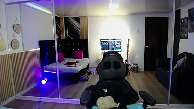Ebony rizon online show from 28, 5, 2026